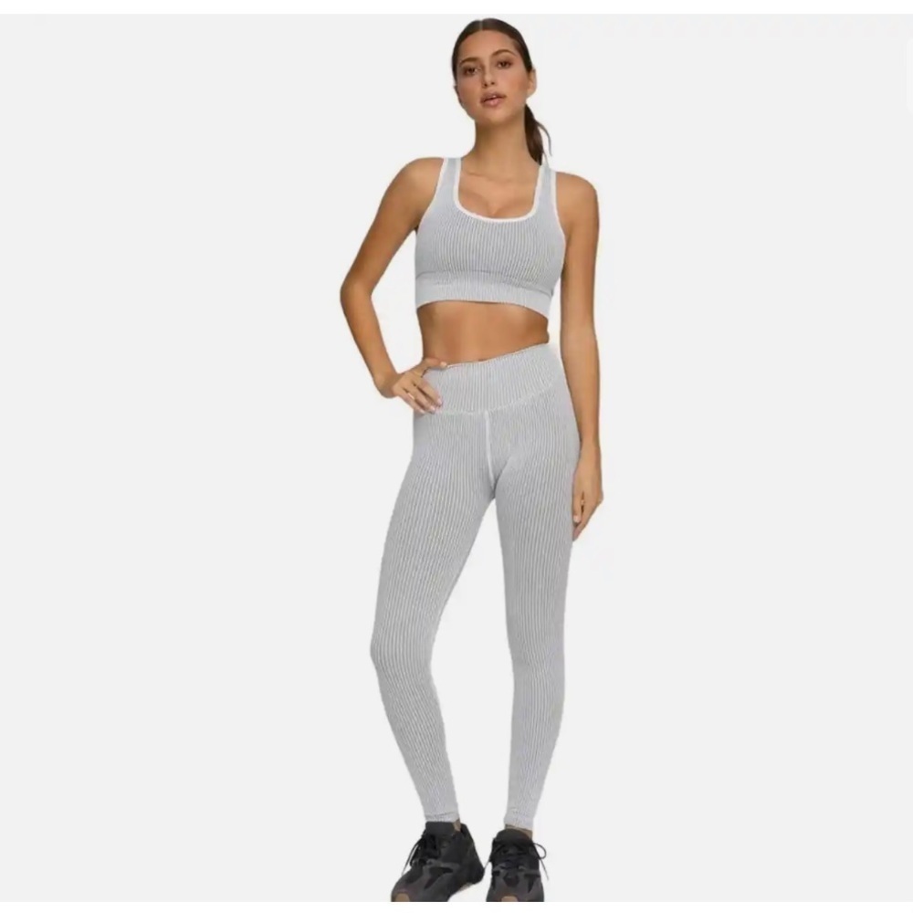 GOOD AMERICAN Seamless Chunky Rib High Rise Leggings - Picture 2 of 16